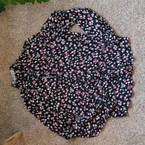 Chaps ruffled button down